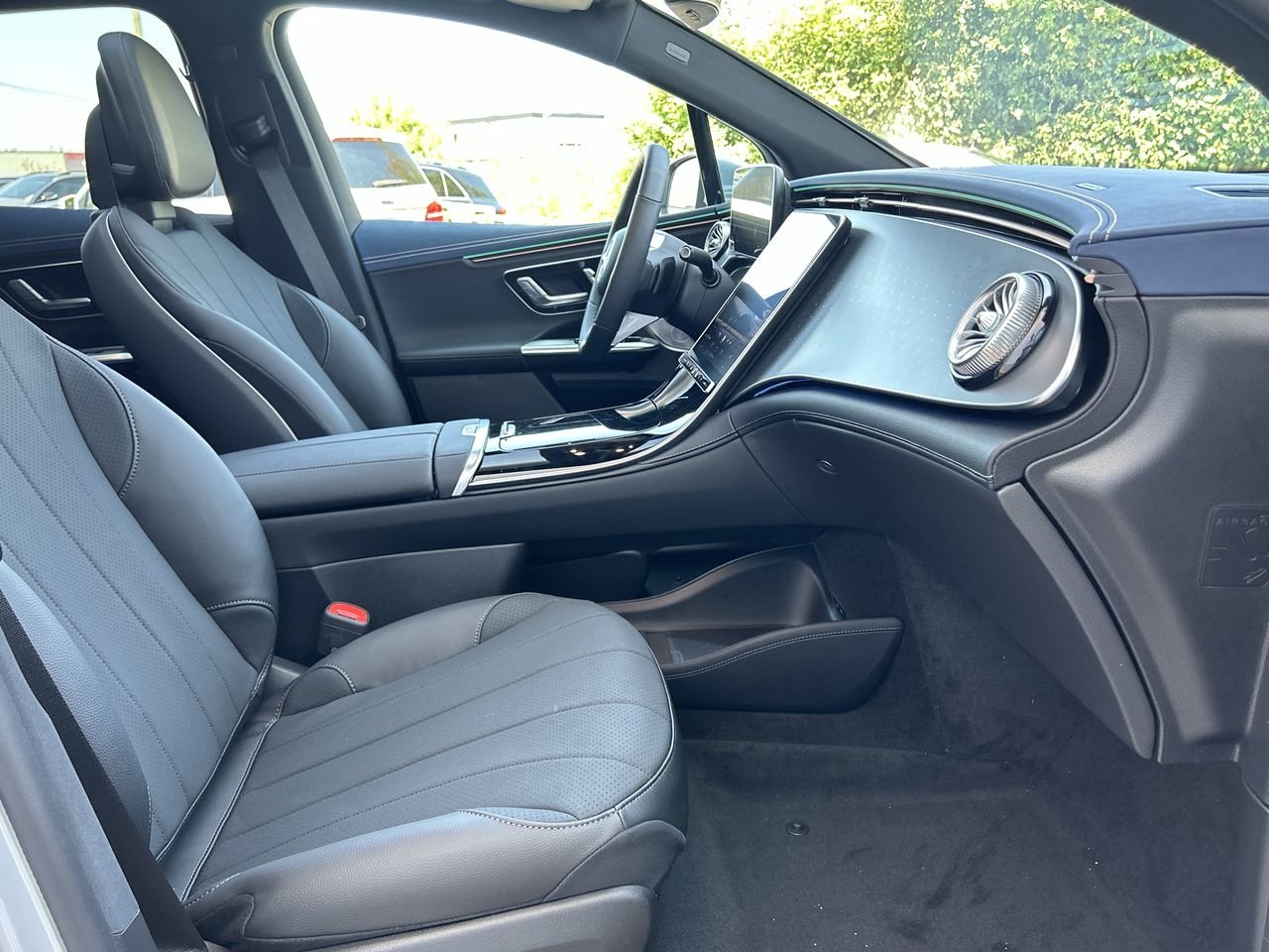 New 2023 High Tech Silver Metallic Mercedes-Benz EQE 350 4MATIC image 33