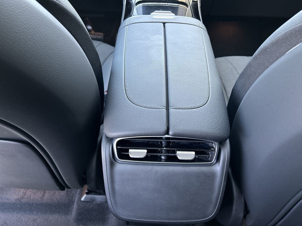 New 2023 High Tech Silver Metallic Mercedes-Benz EQE 350 4MATIC image 29