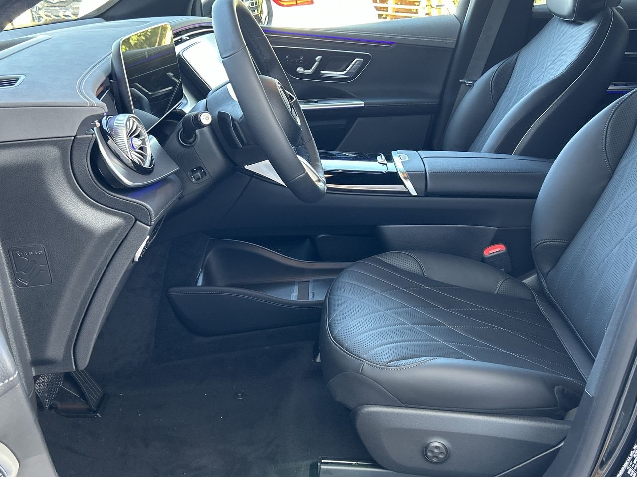 New 2023 Obsidian Black Metallic Mercedes-Benz EQE 350 4MATIC image 19