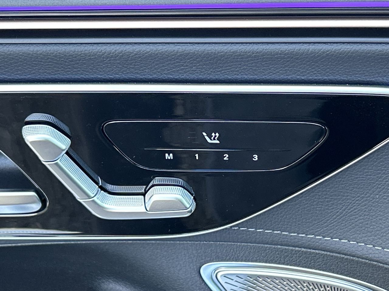 New 2023 Obsidian Black Metallic Mercedes-Benz EQE 350 V4 image 21