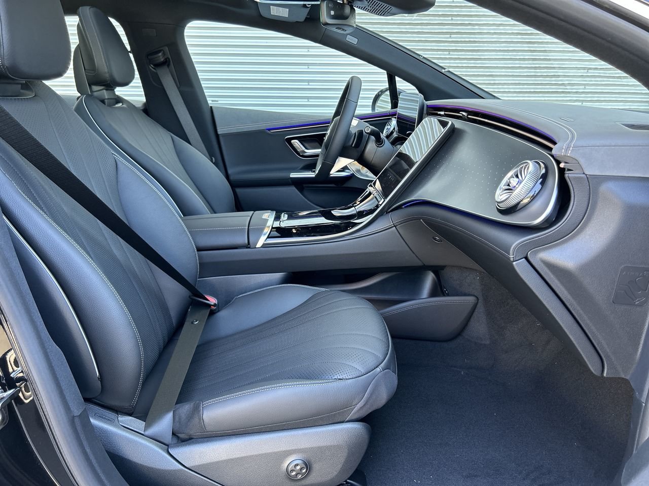 New 2023 Obsidian Black Metallic Mercedes-Benz EQE 350 V4 image 33