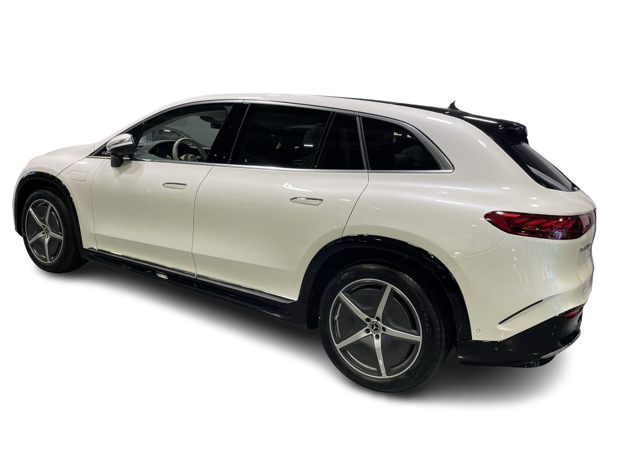 New 2023 MANUFAKTUR Diamond White Metallic Mercedes-Benz EQS 580 V4 image 9