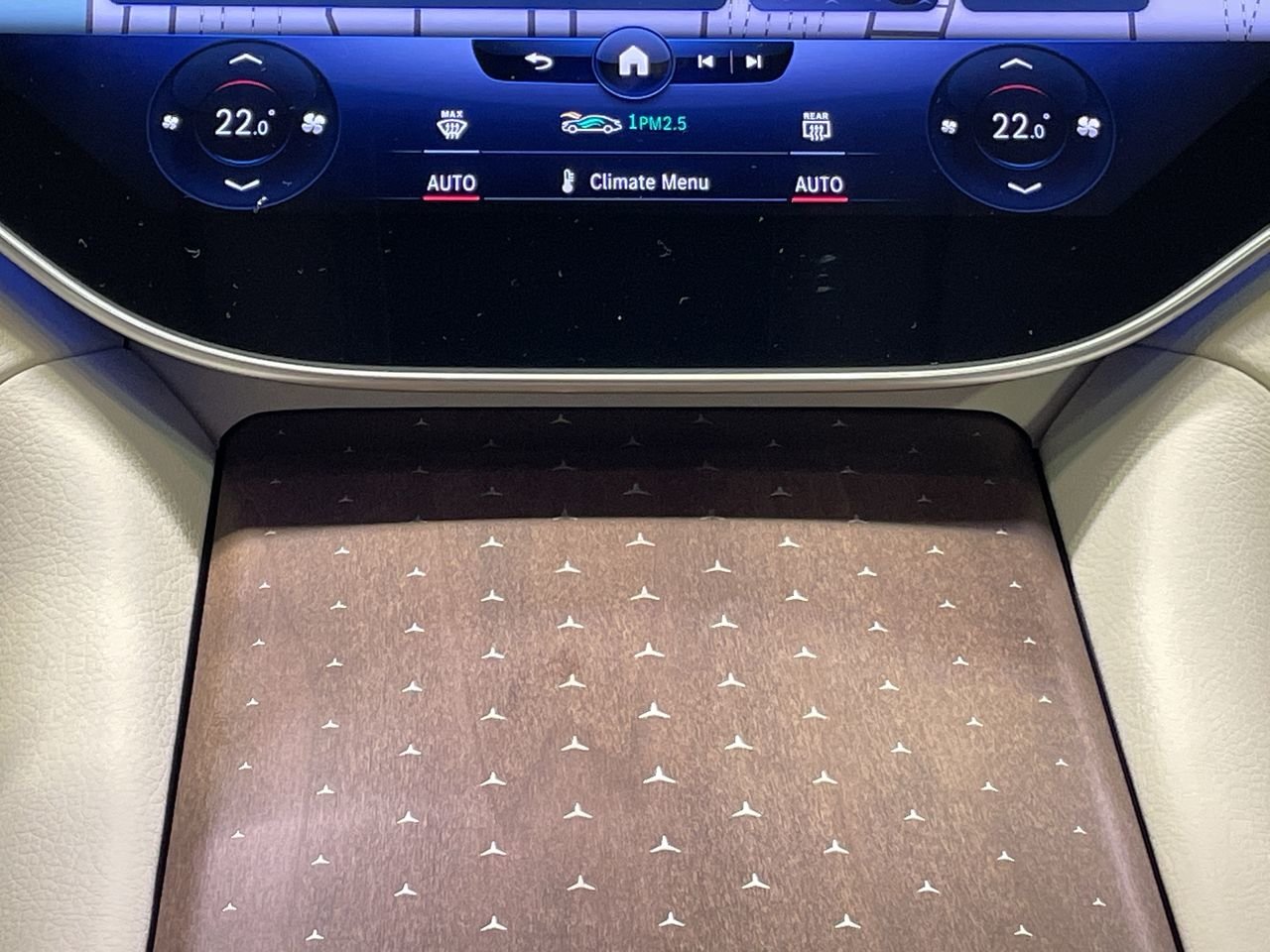 New 2023 MANUFAKTUR Diamond White Metallic Mercedes-Benz EQS 580 V4 image 23