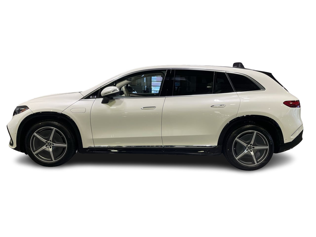 New 2023 MANUFAKTUR Diamond White Metallic Mercedes-Benz EQS 580 V4 image 7