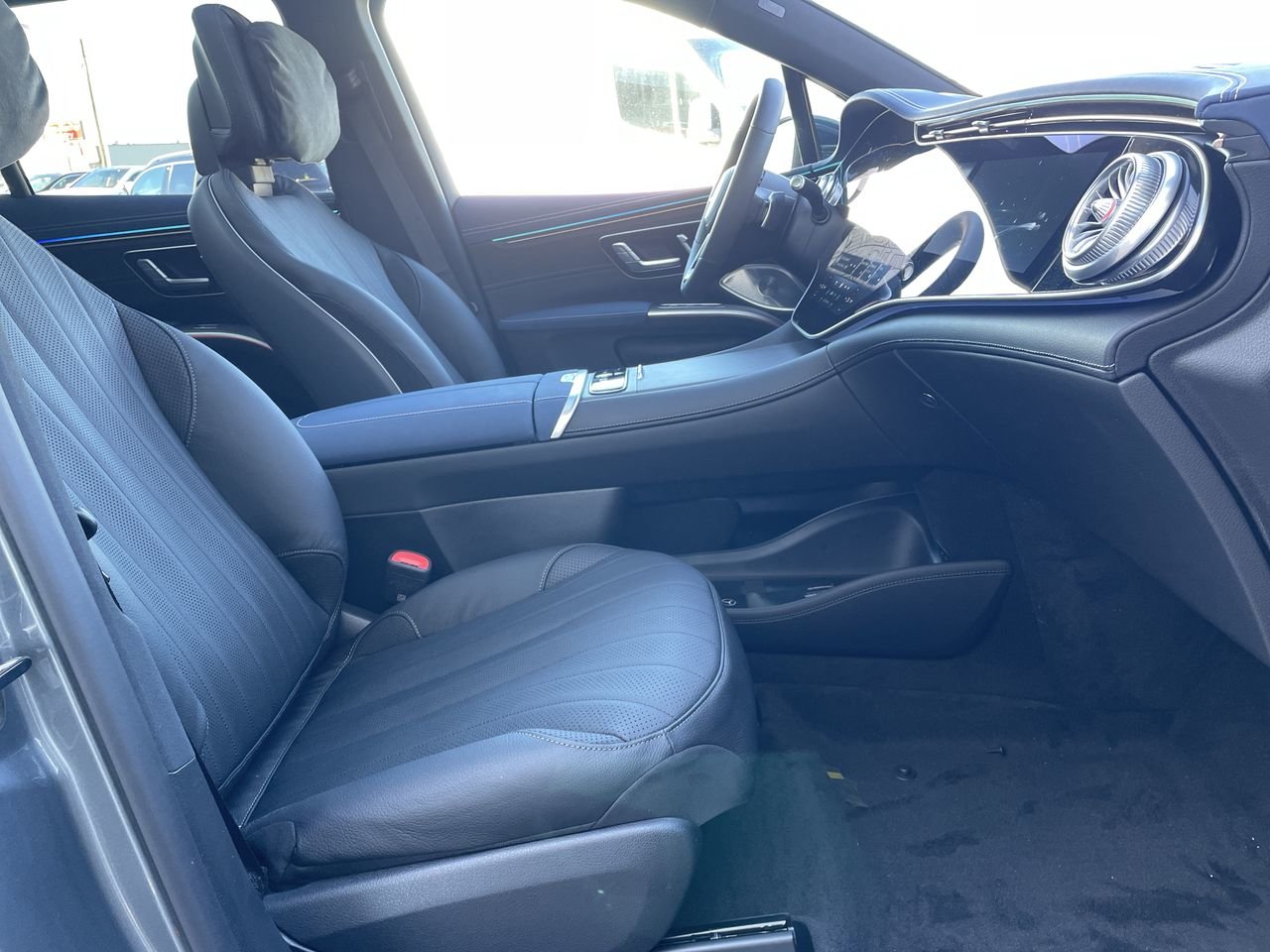 New 2023 Selenite Grey Metallic Mercedes-Benz EQS 580 4MATIC image 33