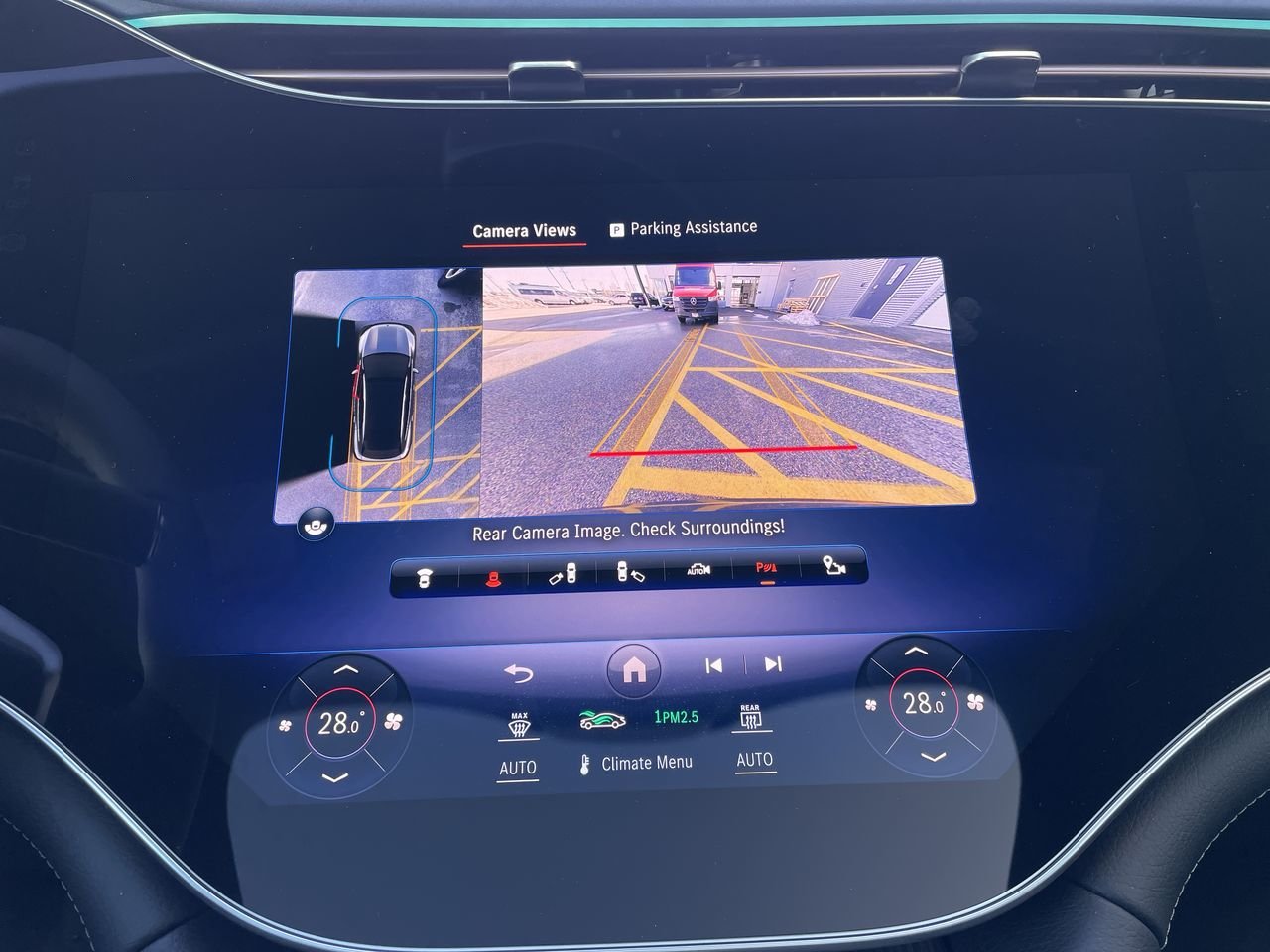 New 2023 Selenite Grey Metallic Mercedes-Benz EQS 580 4MATIC image 25
