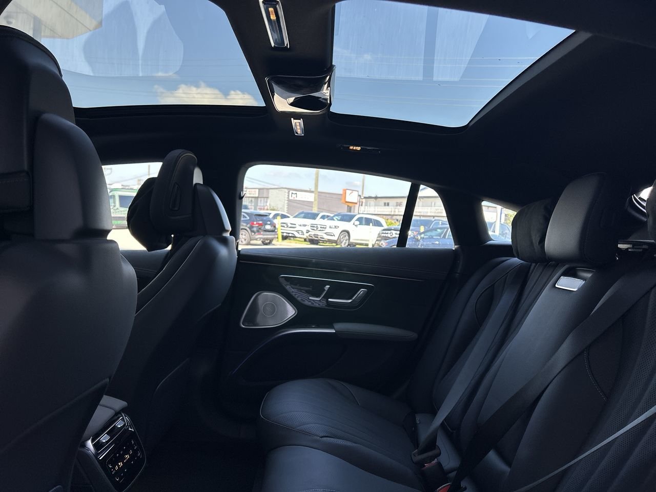 New 2023 Graphite Grey Metallic Mercedes-Benz EQS 450 V4 image 30