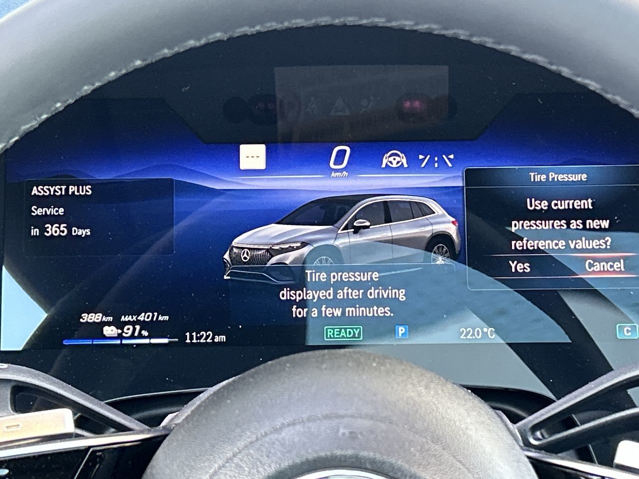 New 2023 High-Tech Silver Metallic Mercedes-Benz EQS 450 4MATIC image 24