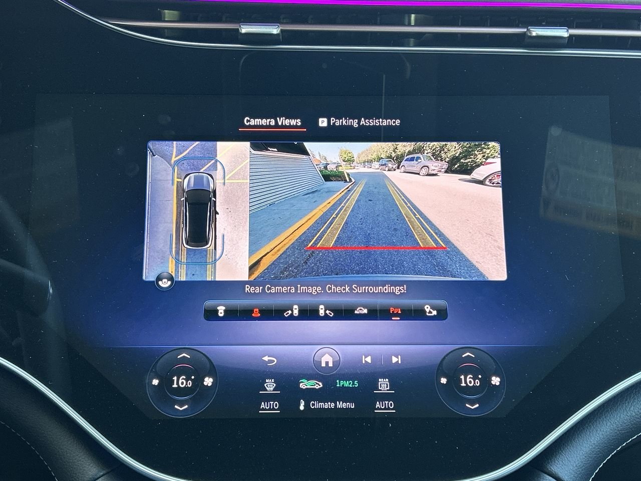 New 2023 High-Tech Silver Metallic Mercedes-Benz EQS 450 4MATIC image 25