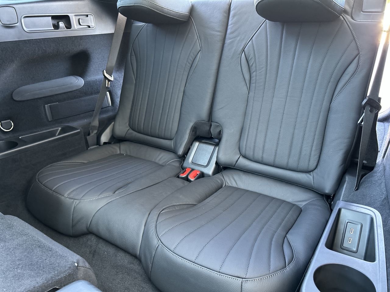 New 2023 High-Tech Silver Metallic Mercedes-Benz EQS 450 4MATIC image 32