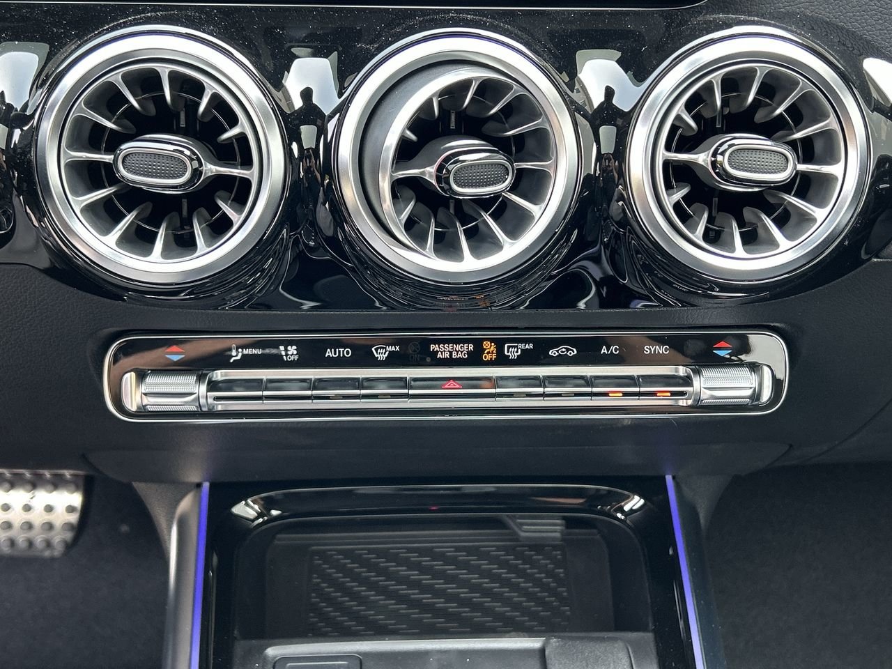 New 2023 Mountain Grey Mercedes-Benz 250 4MATIC image 27