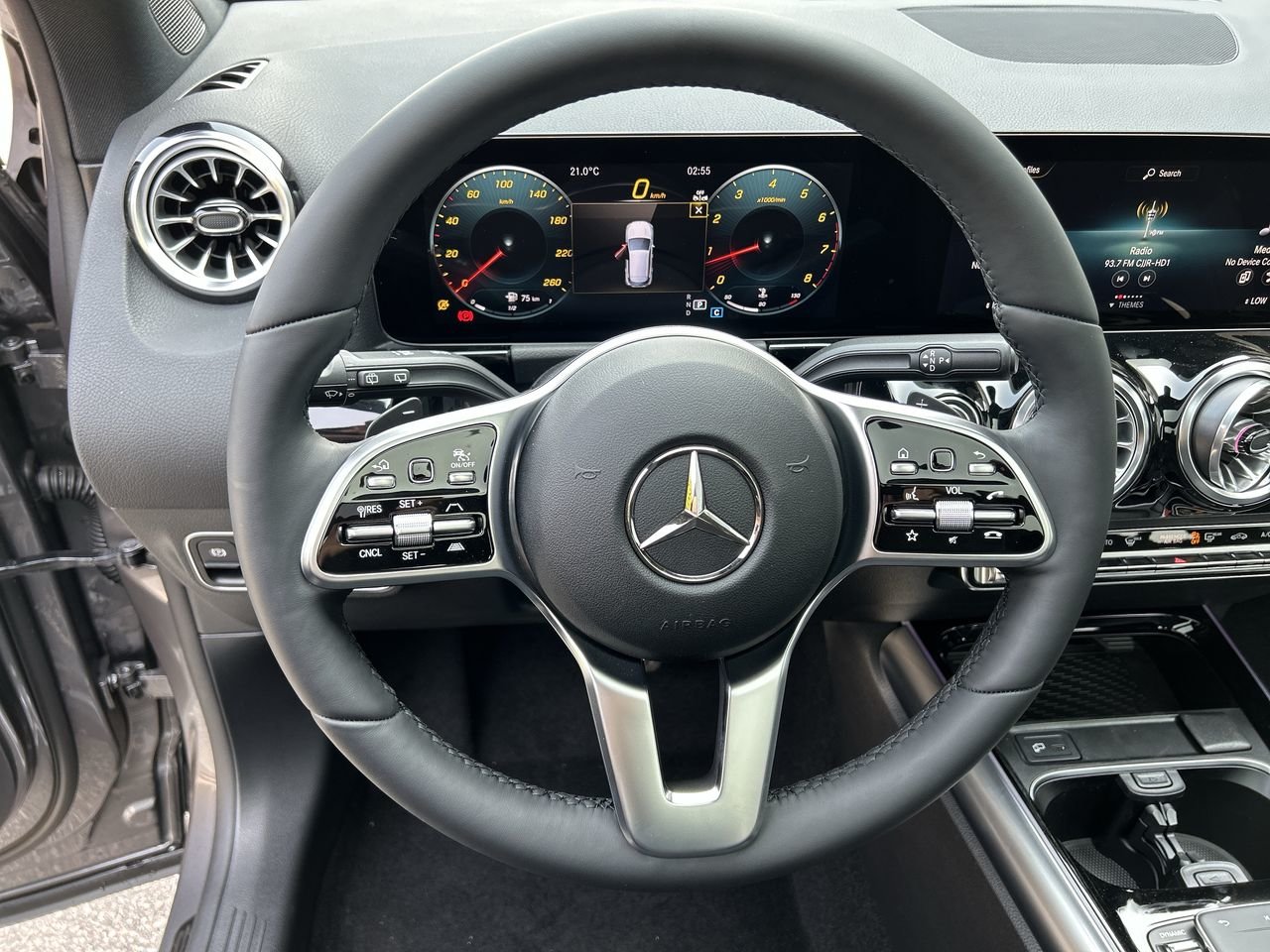 New 2023 Mountain Grey Mercedes-Benz 250 4MATIC image 23