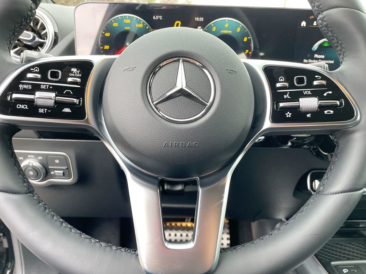 Used 2023 Cosmos Black Metallic Mercedes-Benz 4MATIC SUV image 22