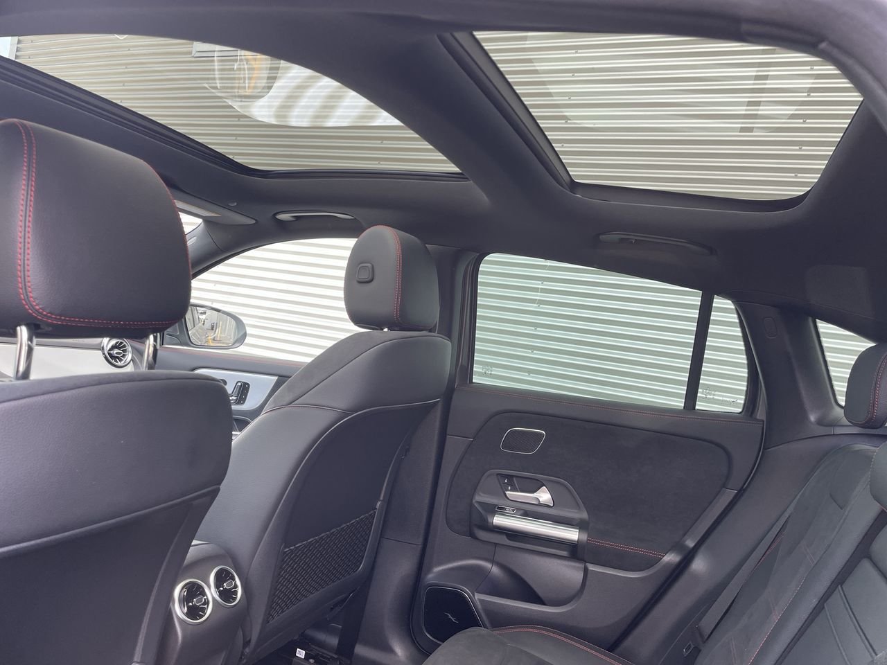 Certified Used 2021 Mountain Grey Met Mercedes-Benz 4MATIC+ SUV image 30