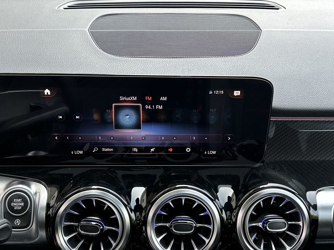 New 2023 Polar White Mercedes-Benz 250 4MATIC image 25