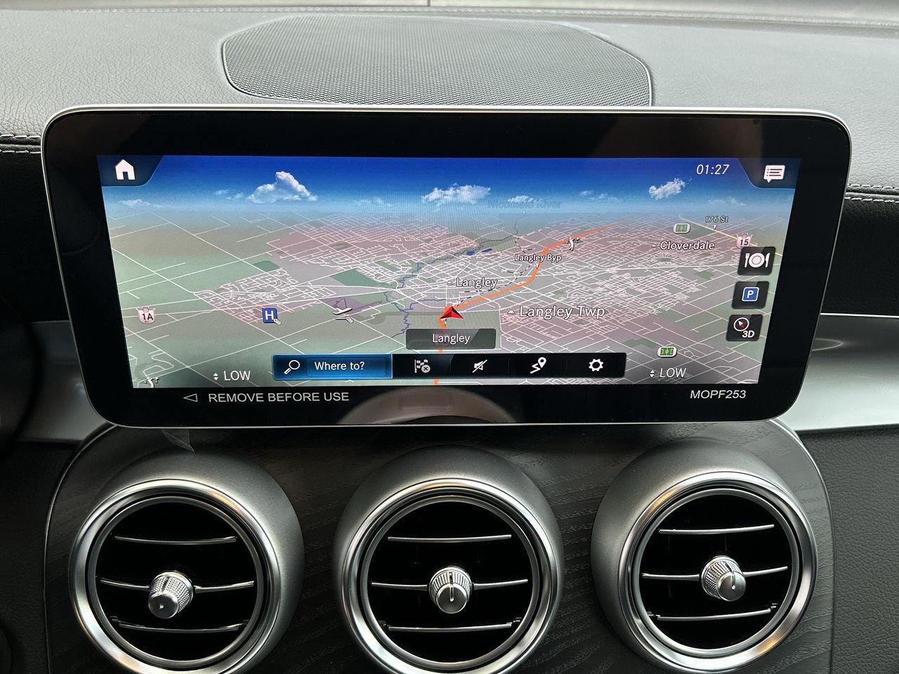 New 2023 Obsidian Black Mercedes-Benz 300 4MATIC image 27