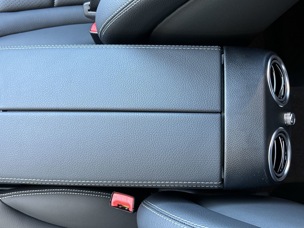 New 2023 Graphite Grey Mercedes-Benz 300 4MATIC image 30