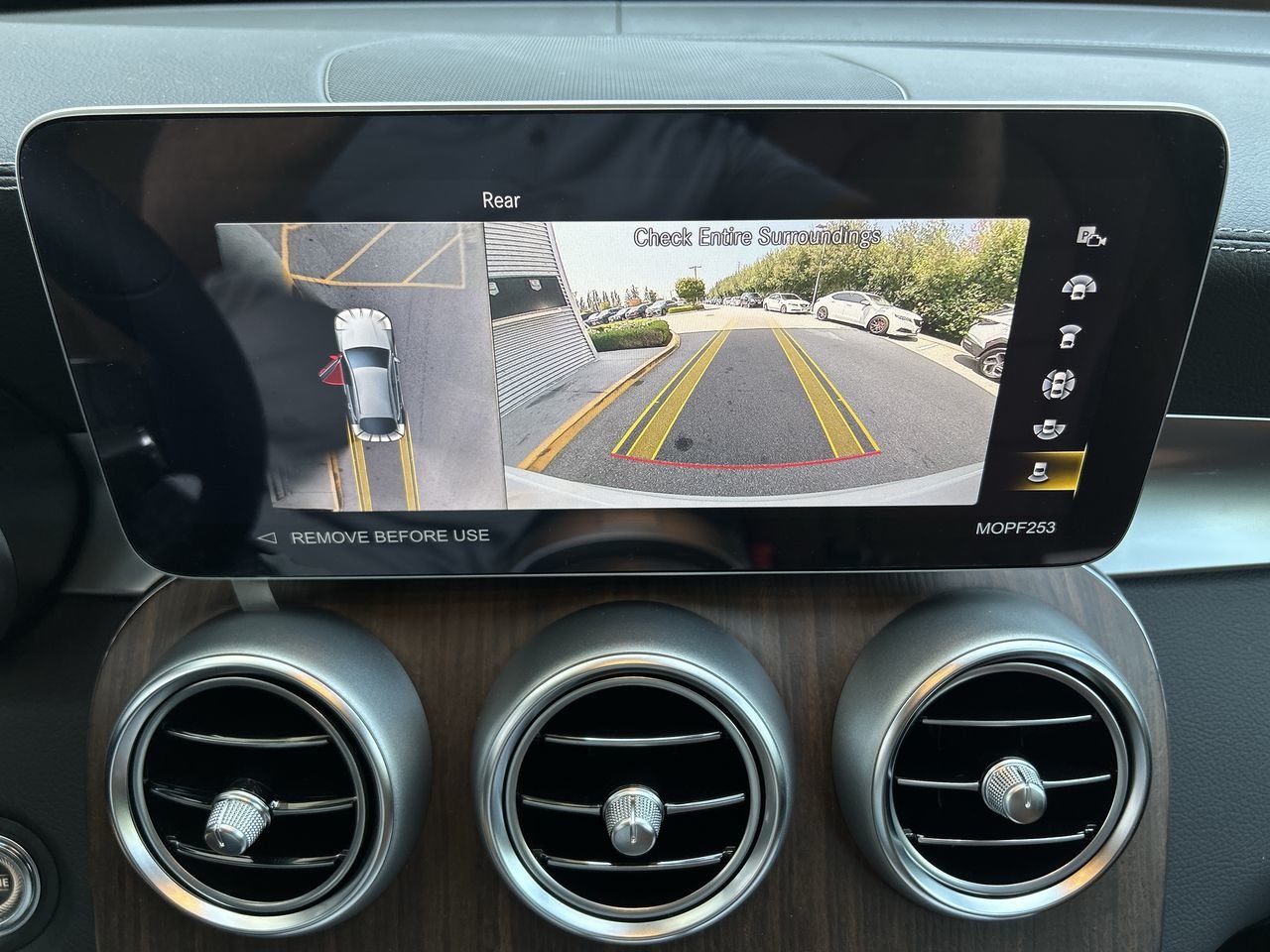 New 2023 Polar White Mercedes-Benz 300 4MATIC image 26