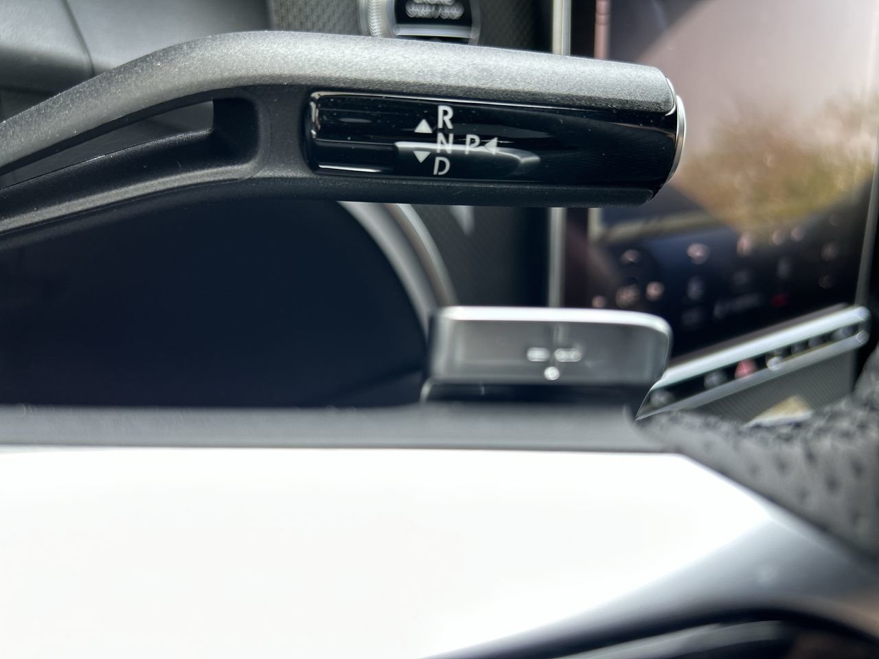 New 2023 Obsidian Black Mercedes-Benz 300 4MATIC image 29