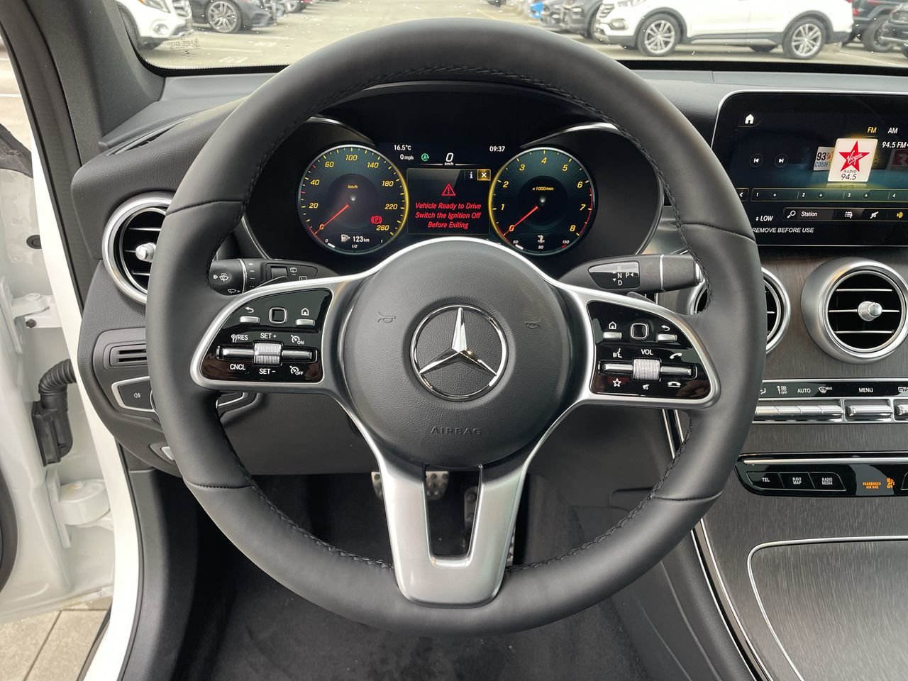 Certified Used 2022 Polar White Mercedes-Benz 4MATIC SUV image 22