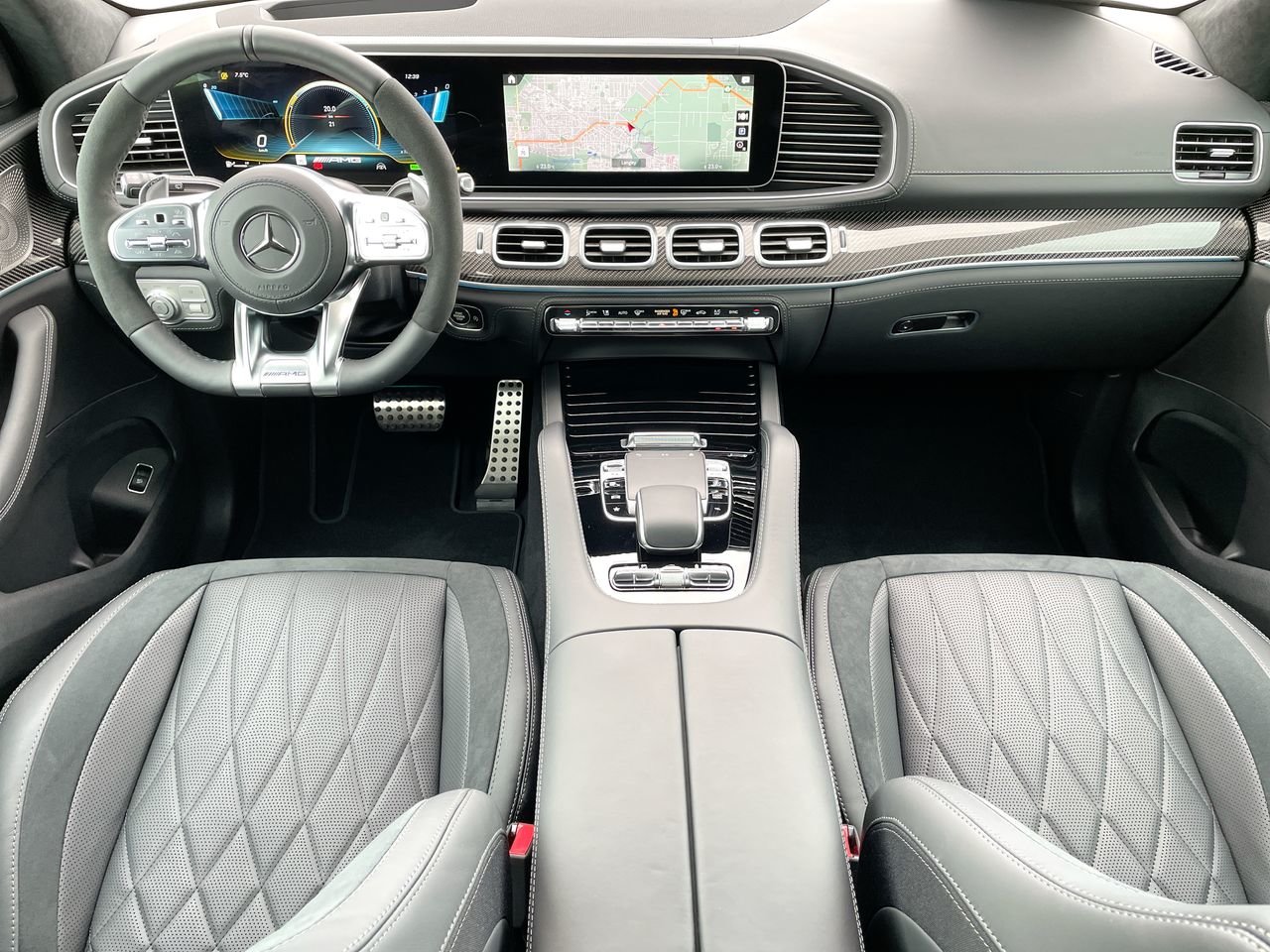 New 2023 Obsidian Black Metallic Mercedes-Benz AMG 63 4MATIC image 32