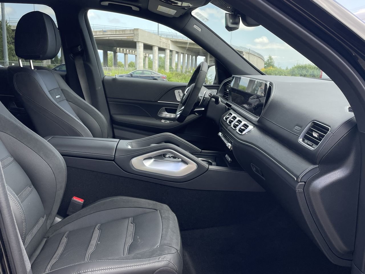 New 2023 Obsidian Black Metallic Mercedes-Benz AMG 53 4MATIC image 34