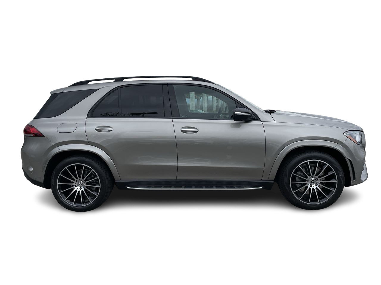 Used 2023 Mojave Silver Metallic Mercedes-Benz 4MATIC SUV image 15