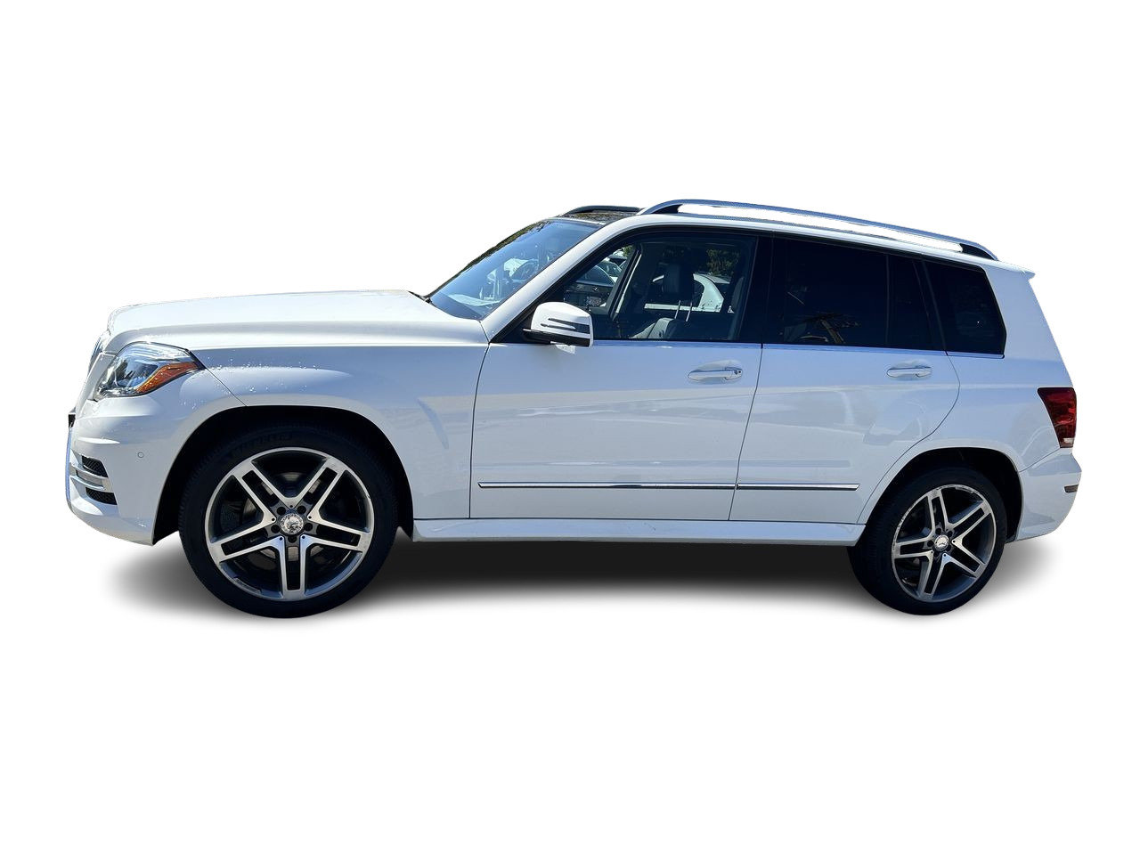Used 2014 White Mercedes-Benz 4MATIC image 6