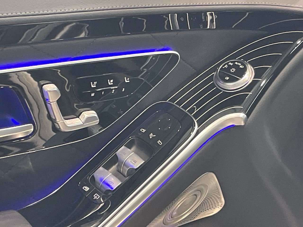 New 2023 MANUFAKTUR Selenite Grey Magno Mercedes-Benz S 580 4MATIC image 23
