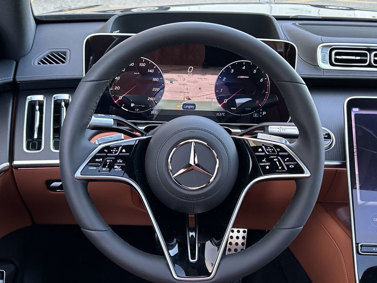 New 2023 Graphite Grey Mercedes-Benz S 580 4MATIC image 24