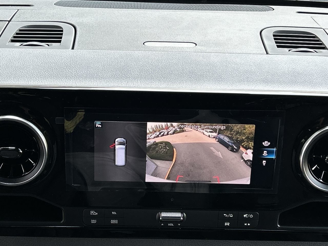 New 2023 Arctic white Mercedes-Benz 170 Wheelbase High Roof image 26