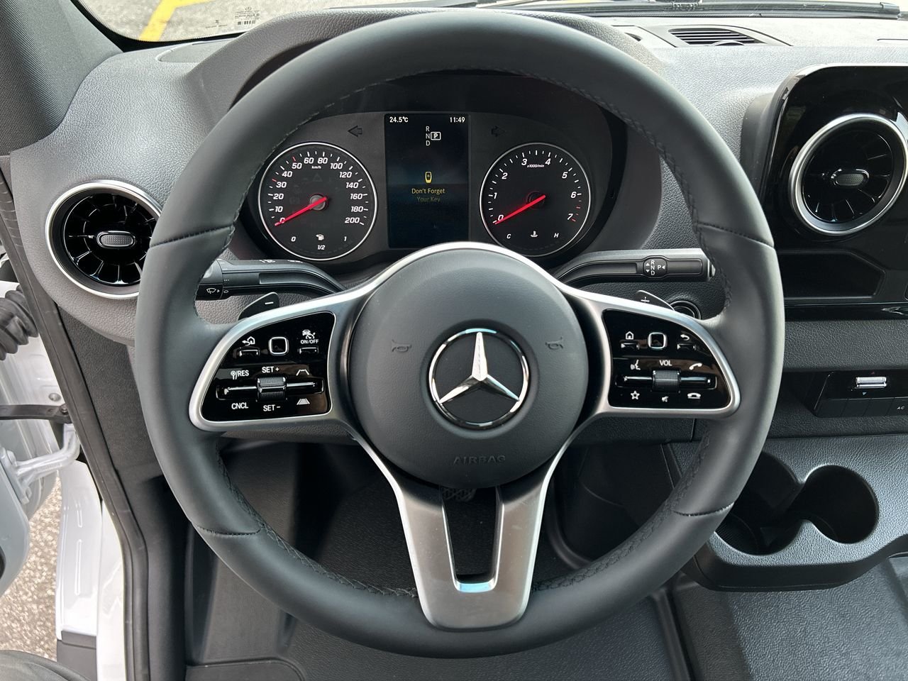 New 2023 Arctic white Mercedes-Benz 170 Wheelbase High Roof image 23