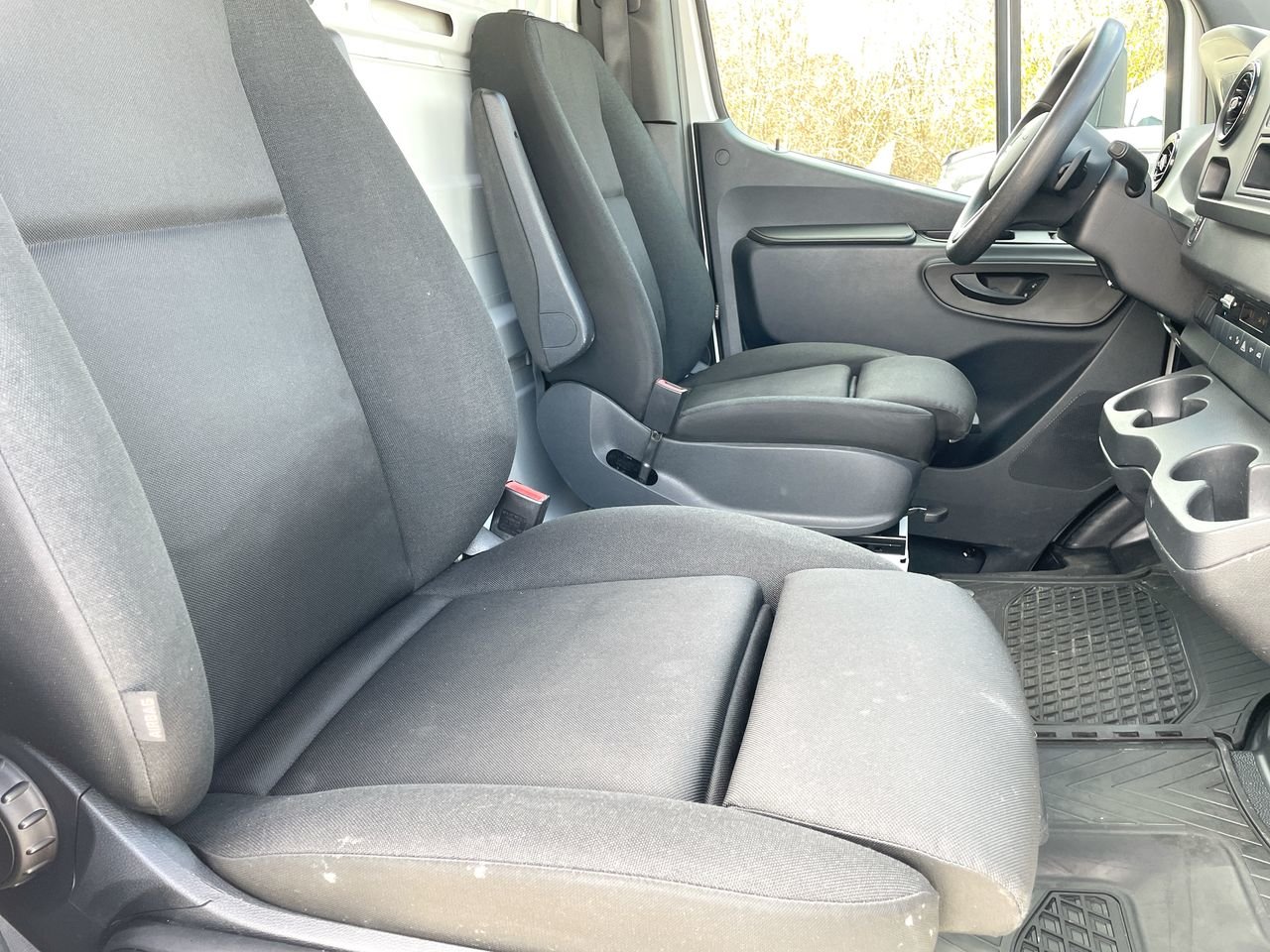 Used 2020 WHITE Mercedes-Benz 170 image 28