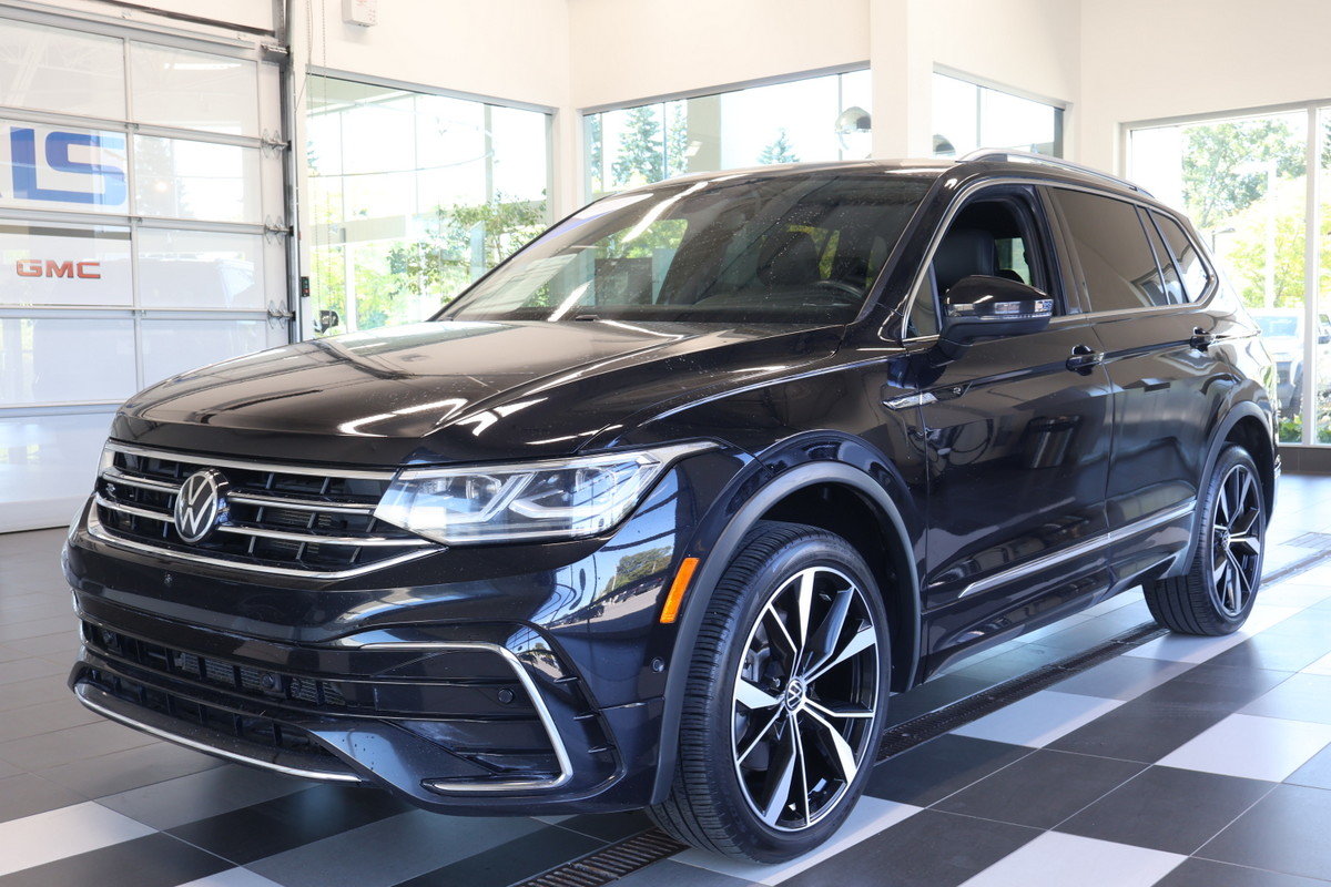 Black 2023 Volkswagen Tiguan SUV / Crossover All-Wheel Drive Automatic