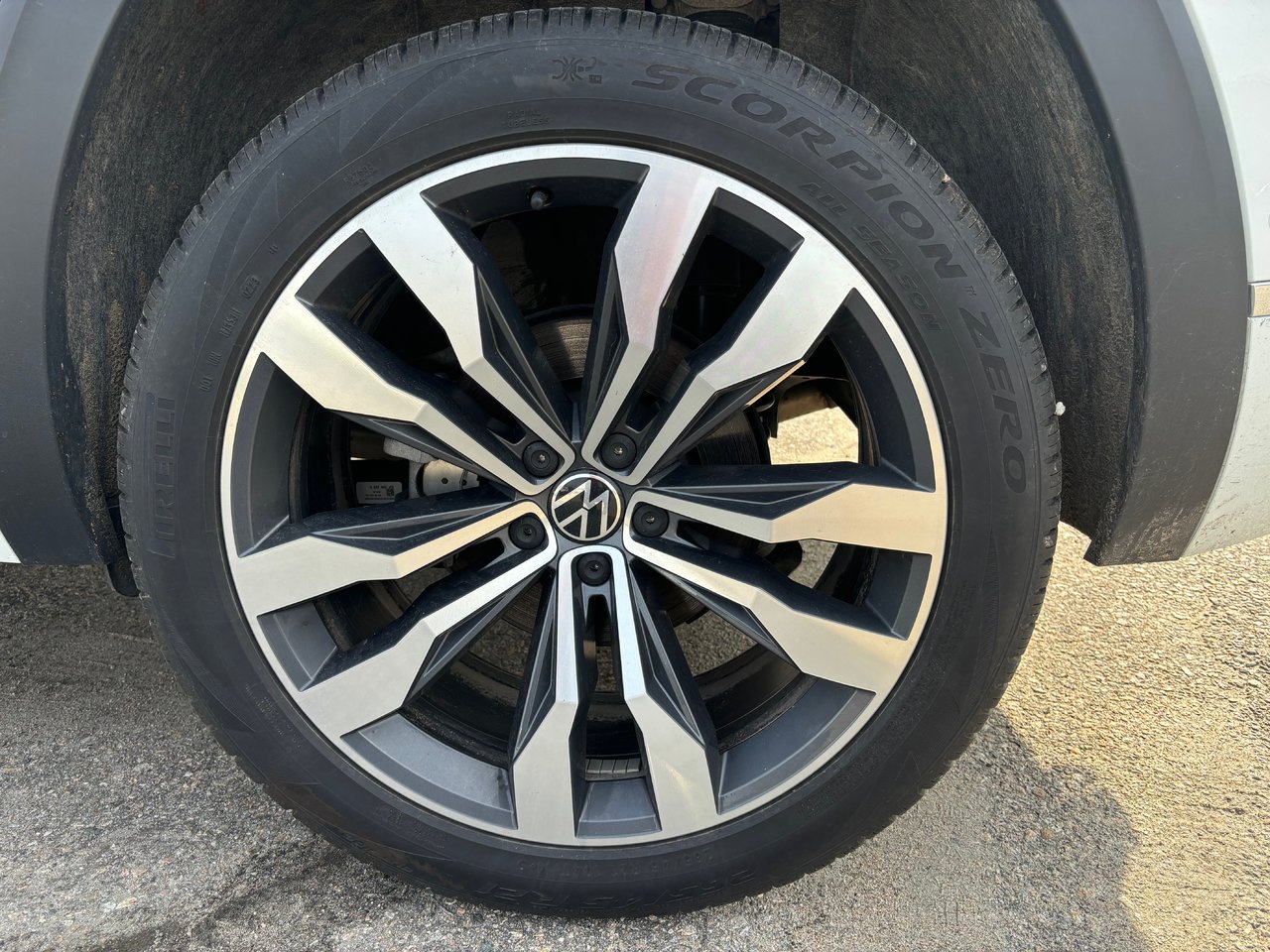 Volkswagen Atlas Cross Sport EXECLINE 2023 MOTEUR V6 !!! JAMAIS ACCIDENTÉ!!! DÉMONSTRATEUR !!!! 1 SEULEMENT DISPONIBLE !!!