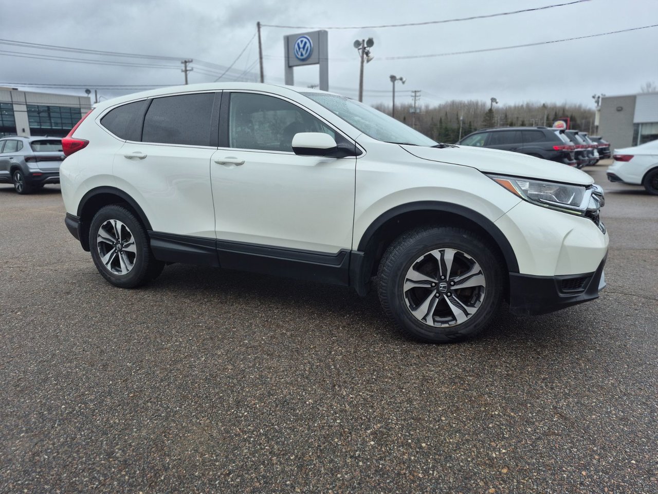 2018 Honda CR-V LX 2018 Honda CR-V: Built to go the distance.