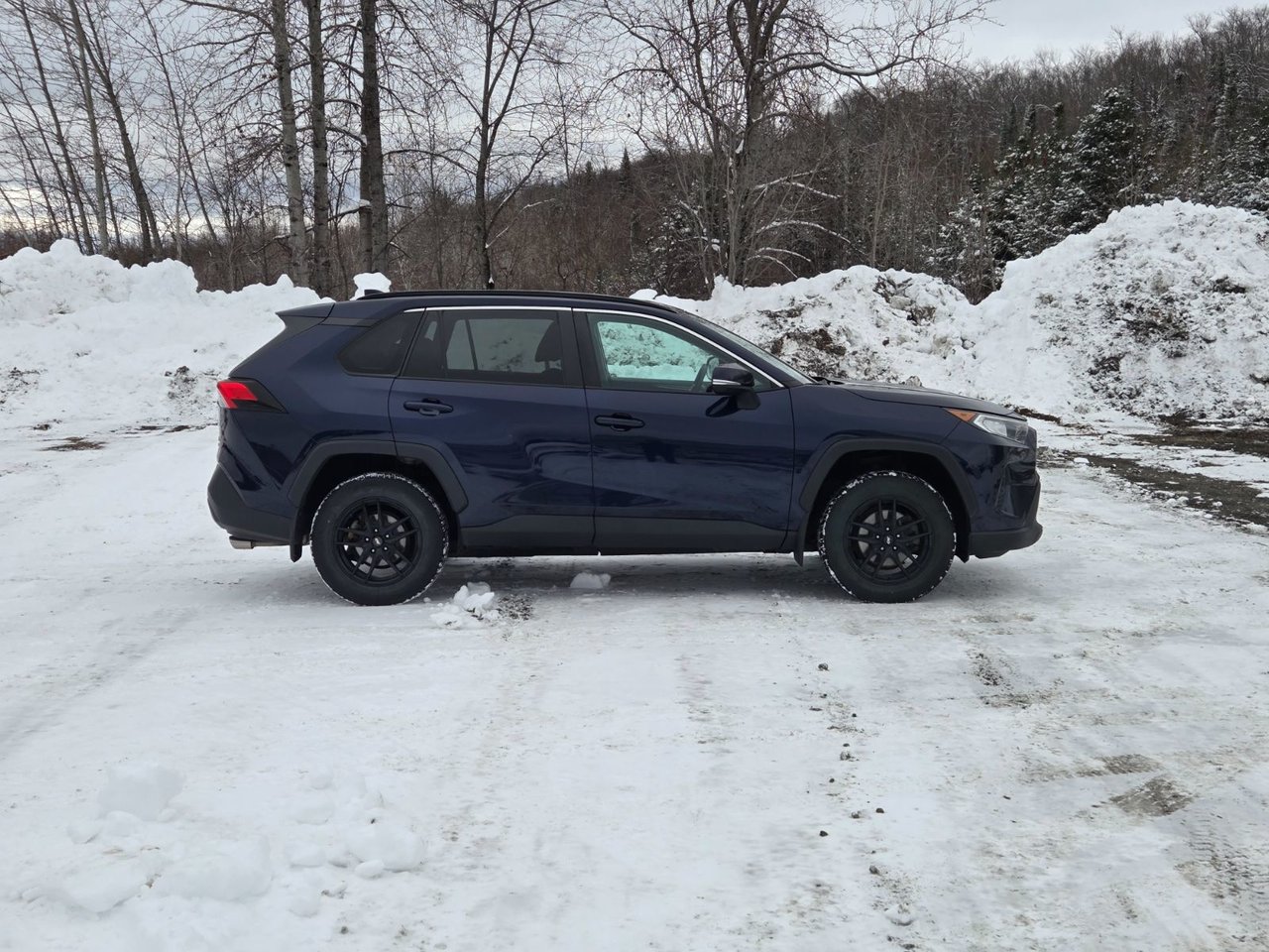 Toyota RAV4 XLE 2021 Qualité Toyota, prix d’occasion : le combo gagnant