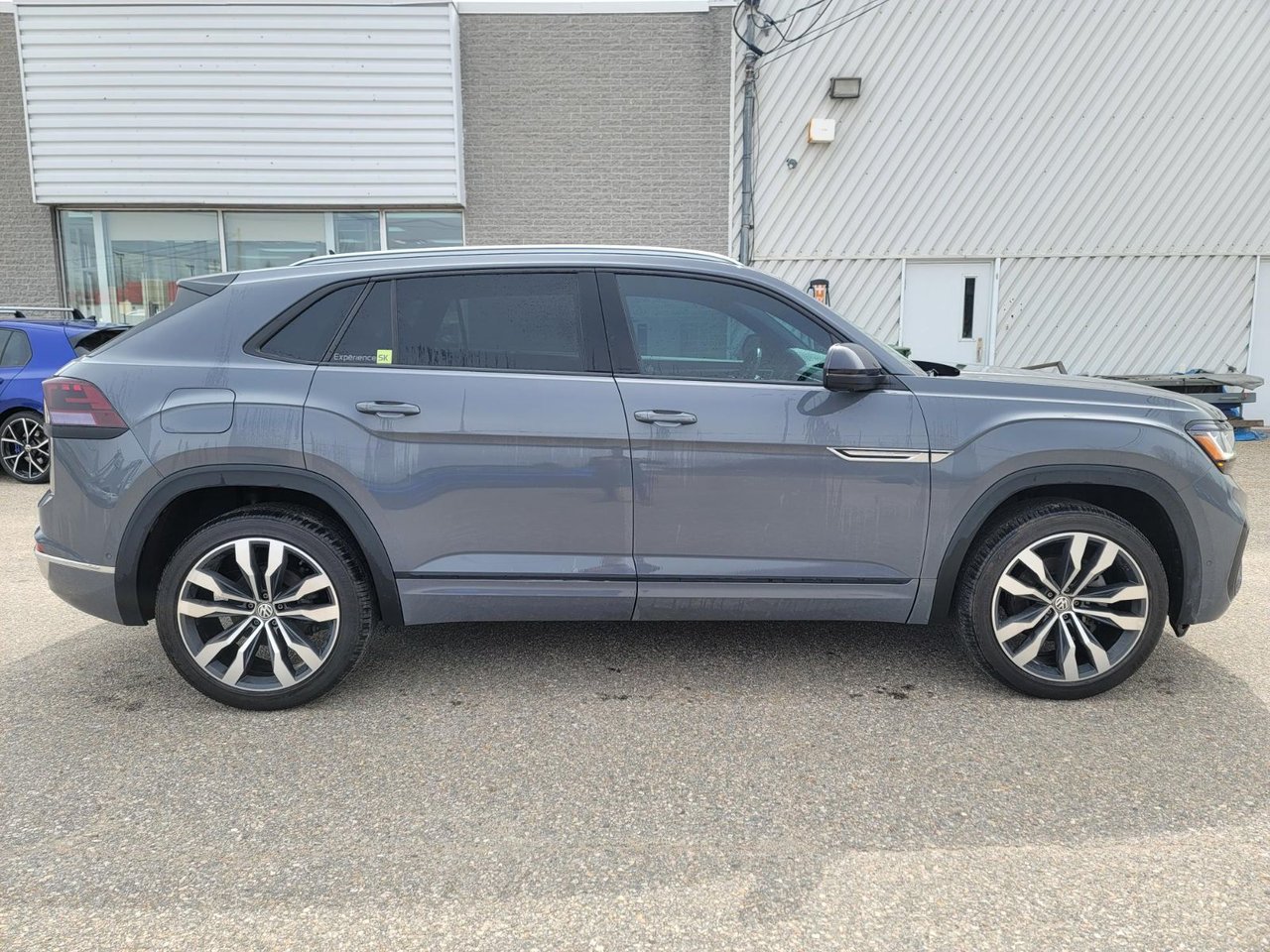 2022 Volkswagen Atlas Cross Sport Execline**R-LINE**CUIR**TOIT**NAV** FINANCEMENT DISPONIBLE 1ERE 2EME CHANCE