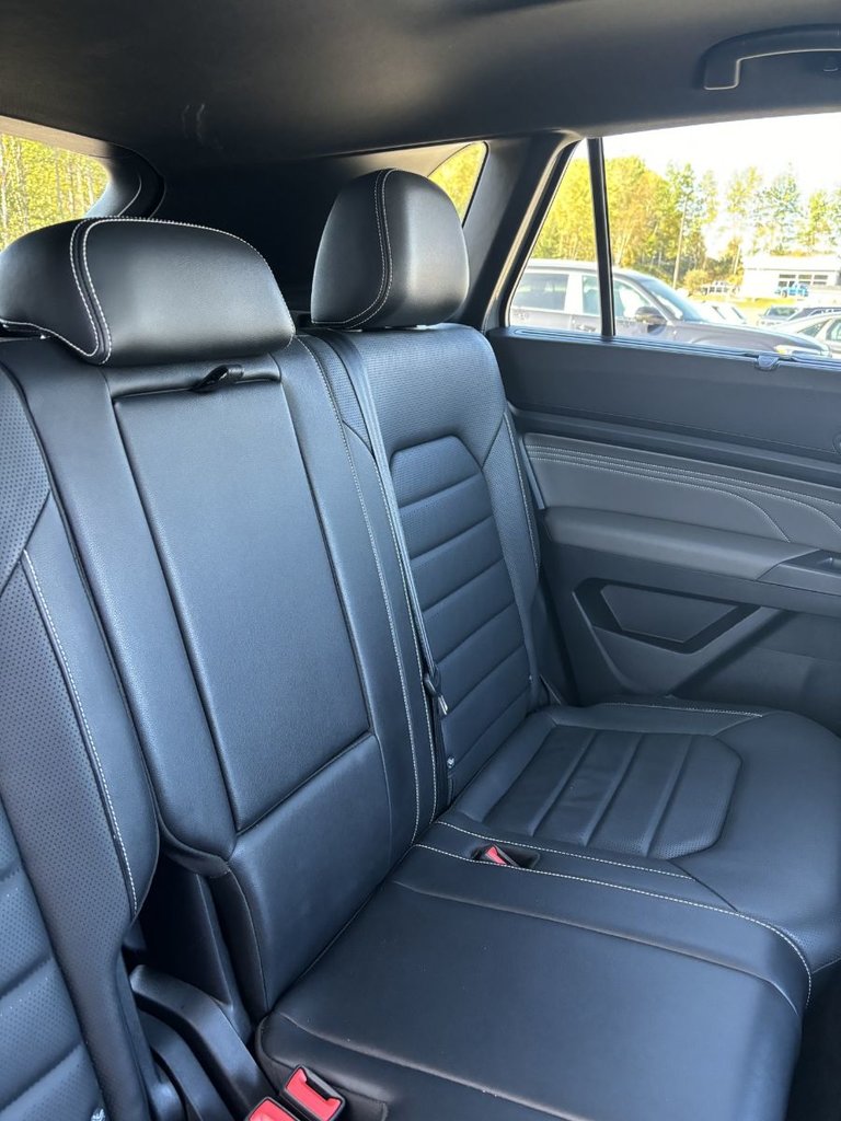 2022 Volkswagen Atlas Cross Sport Execline**R-LINE**CUIR**TOIT**NAV** FINANCEMENT DISPONIBLE 1ERE 2EME CHANCE