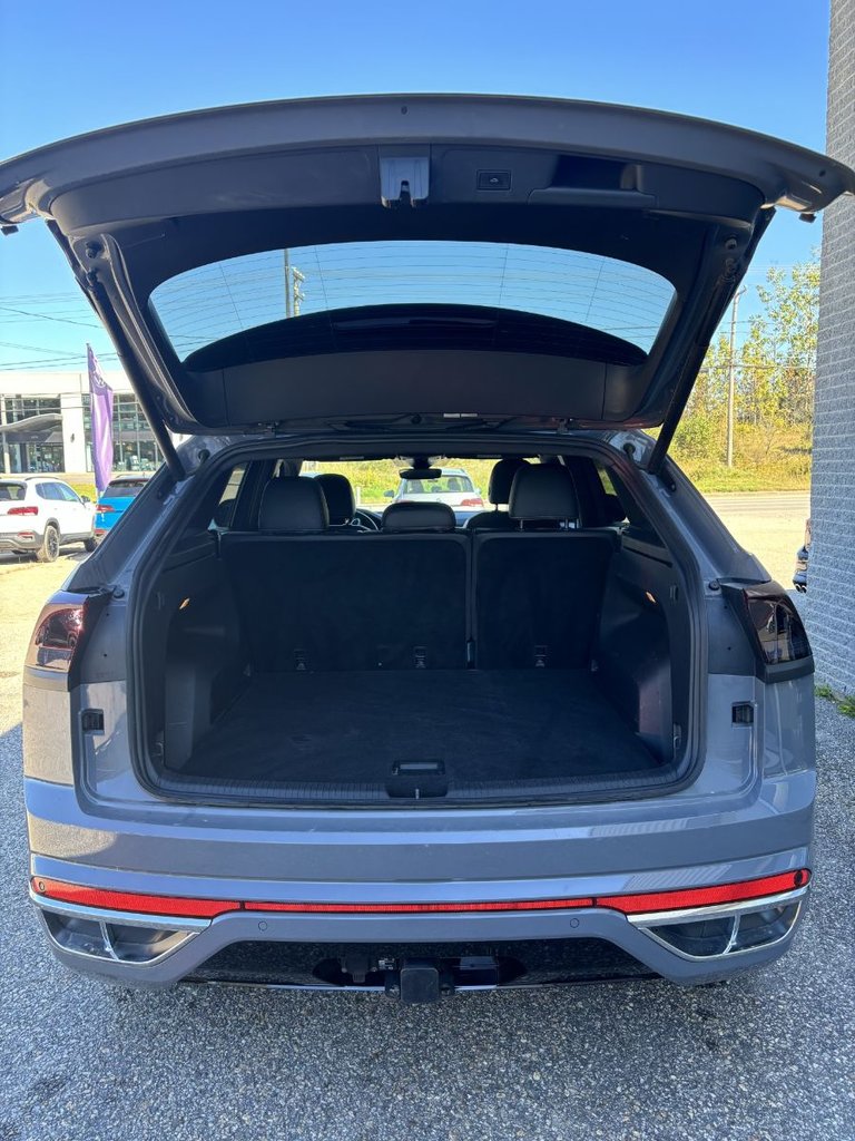 2022 Volkswagen Atlas Cross Sport Execline**R-LINE**CUIR**TOIT**NAV** FINANCEMENT DISPONIBLE 1ERE 2EME CHANCE