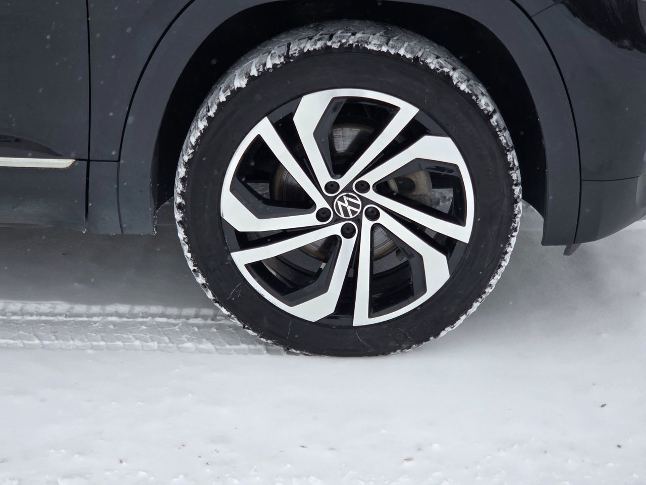 2022 Volkswagen Atlas Highline Atlas Highline 2022: luxury and performance—with remaining warranty included!