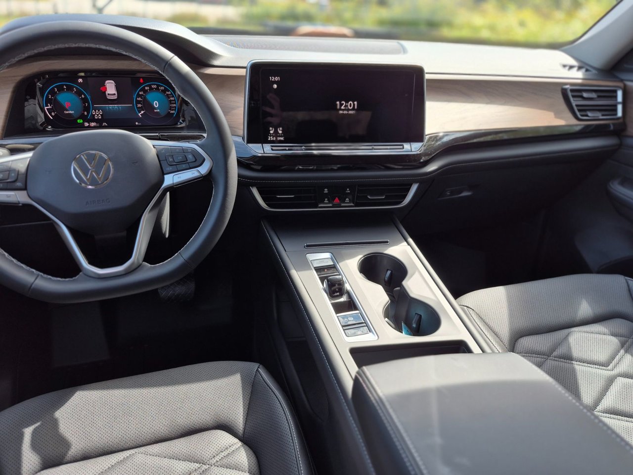 2025 Volkswagen Atlas Comfortline Atlas 2025 — Built for big lives