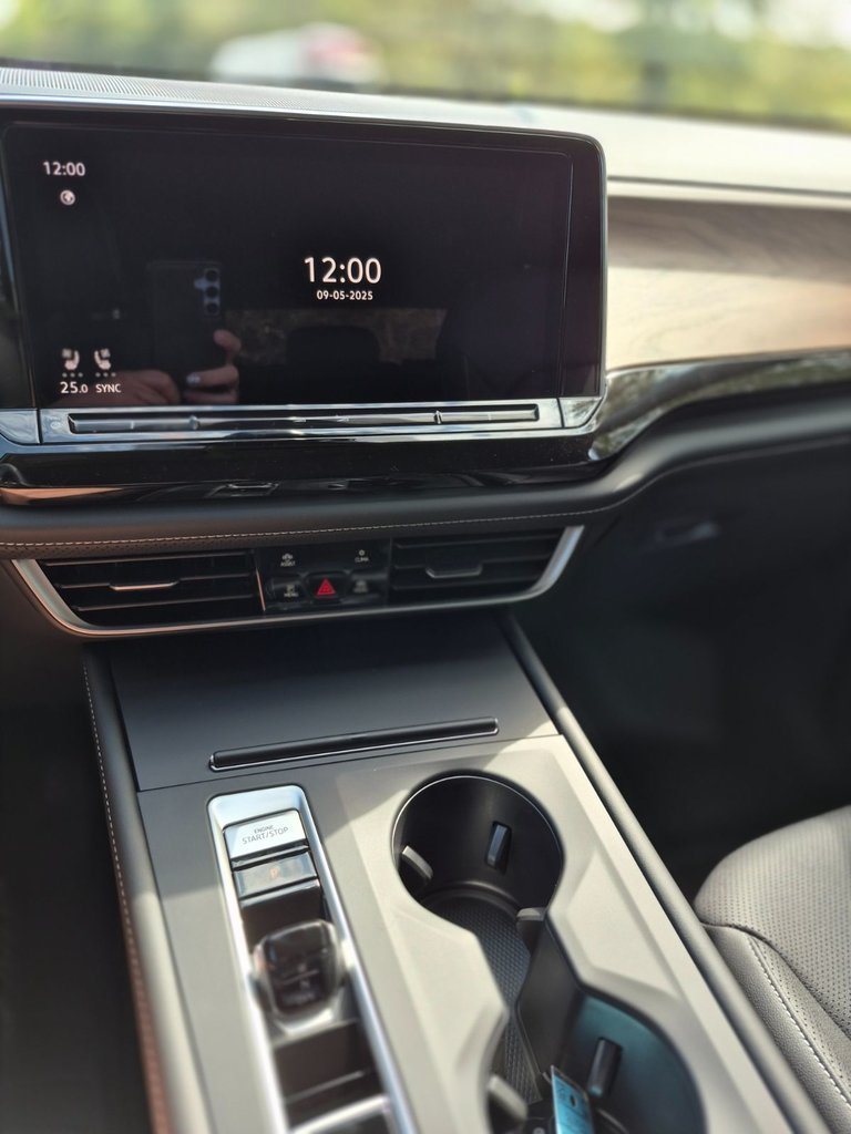 2025 Volkswagen Atlas Comfortline Atlas 2025 — Built for big lives