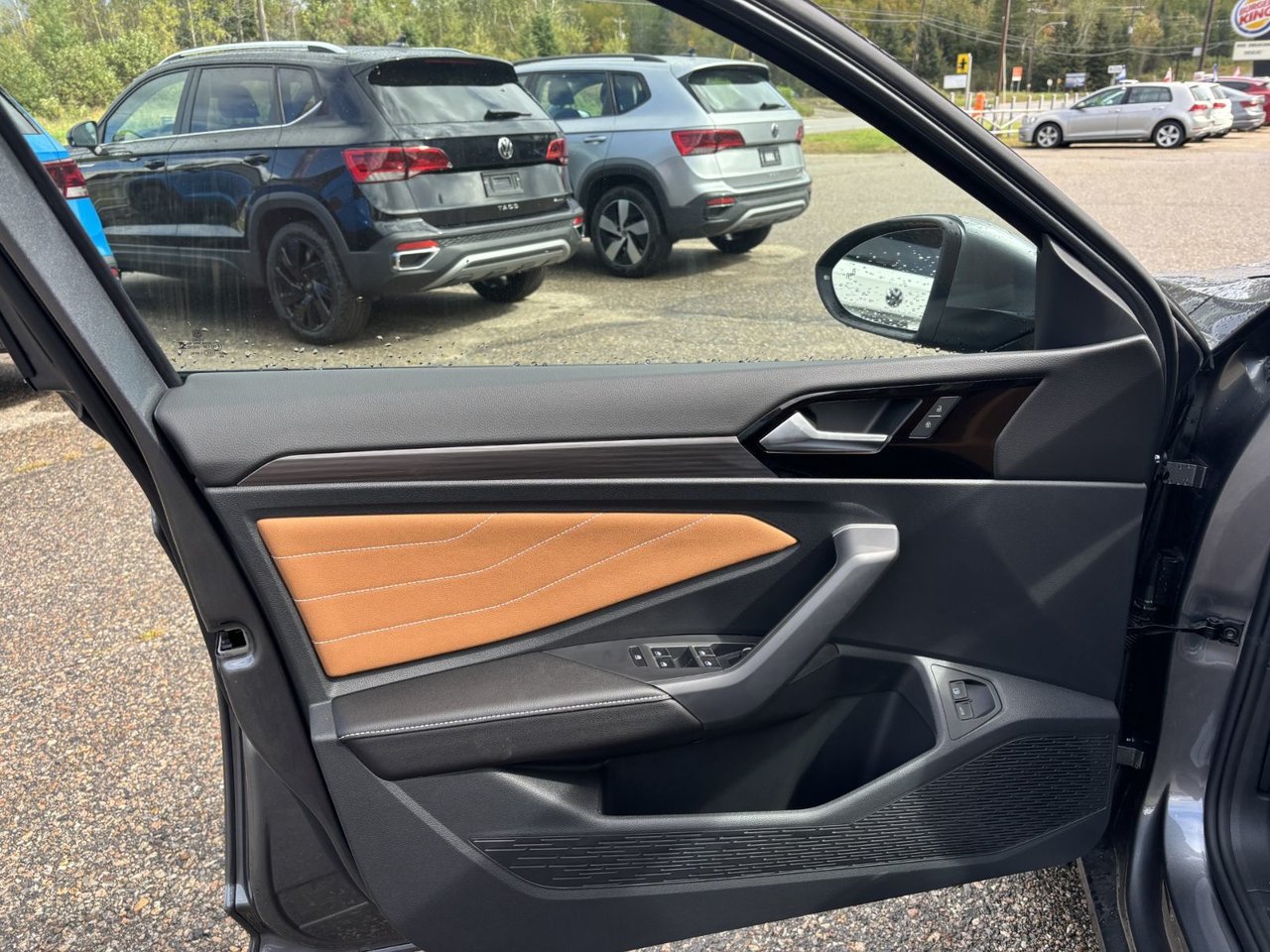 2024 Volkswagen Jetta HIGHLINE Volkswagen Jetta 2024 : La route vous attend, prenez le volant