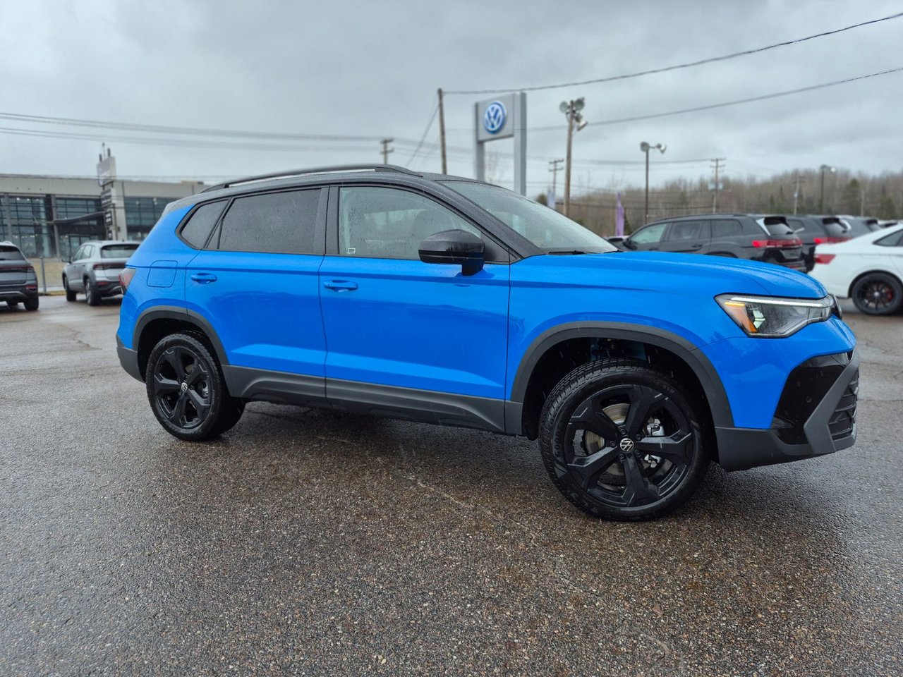 2025 Volkswagen Taos Comfortline Black Edition 4MOTION aos 2025 – Go Your Own Way
