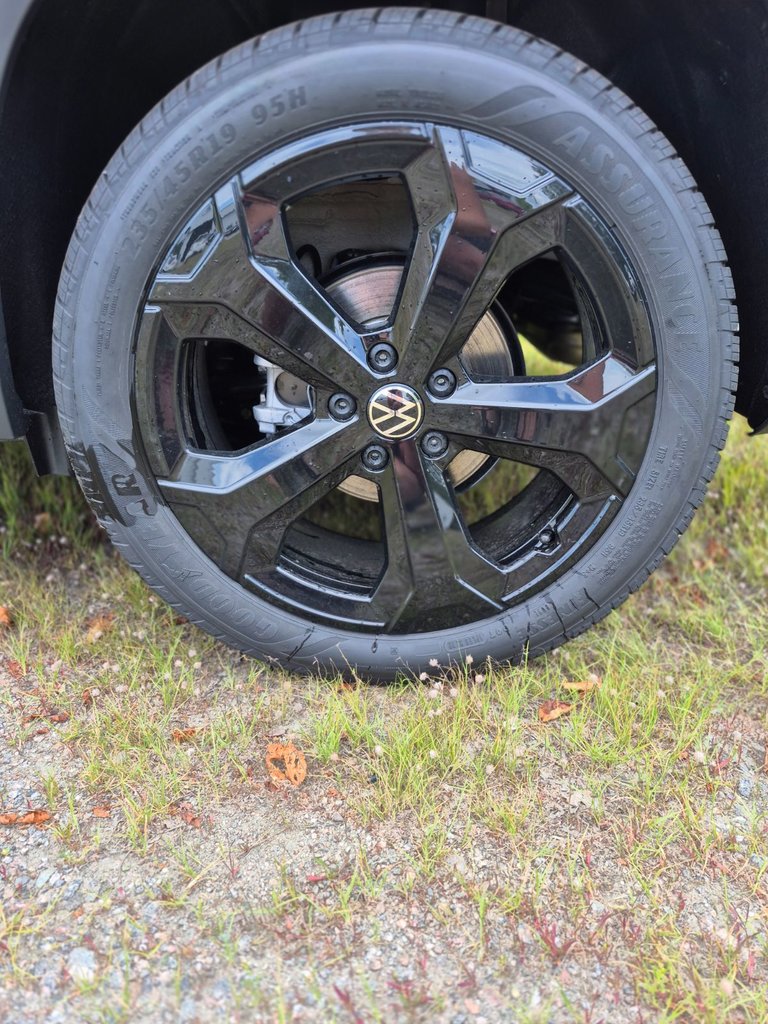 2026 Volkswagen Taos Comfortline Black Edition