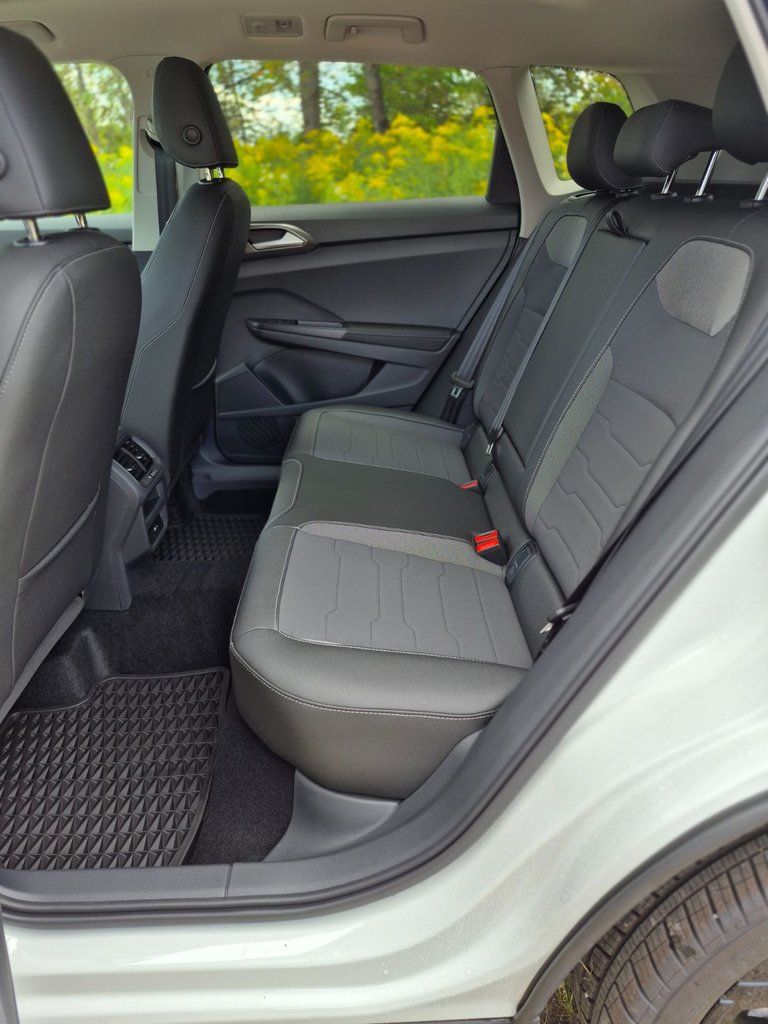 2026 Volkswagen Taos Comfortline Black Edition