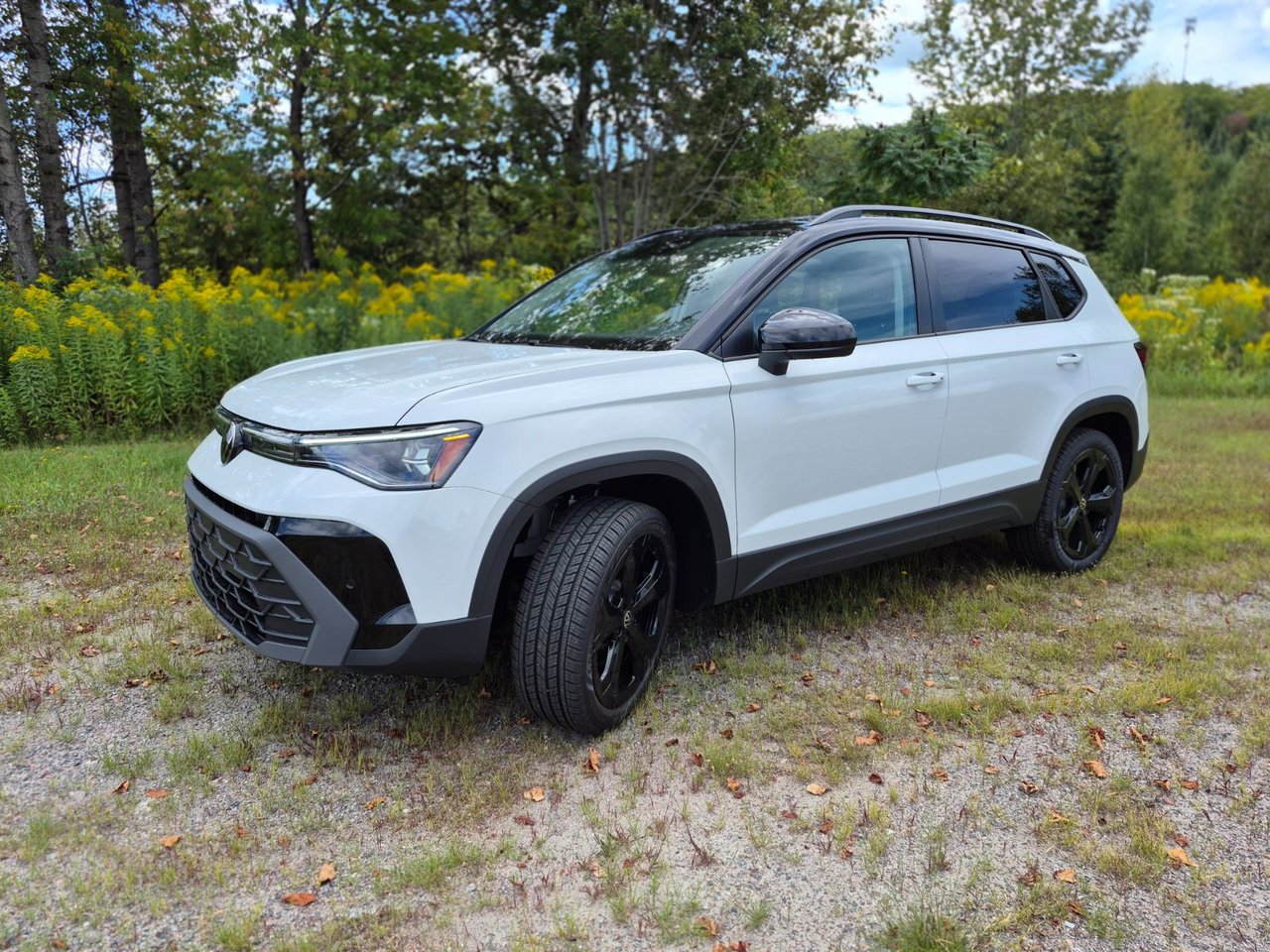 2026 Volkswagen Taos Comfortline Black Edition