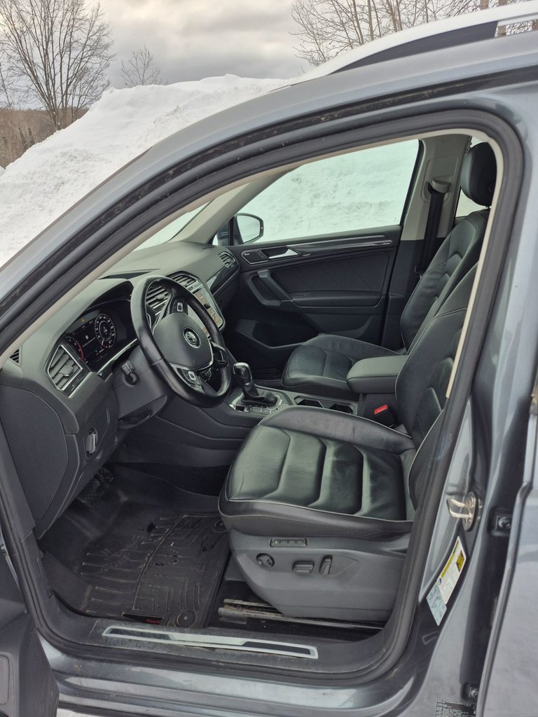 Volkswagen Tiguan Highline 2018 Bas kilométrage, finition Highline : l’excellence Volkswagen à portée de main.