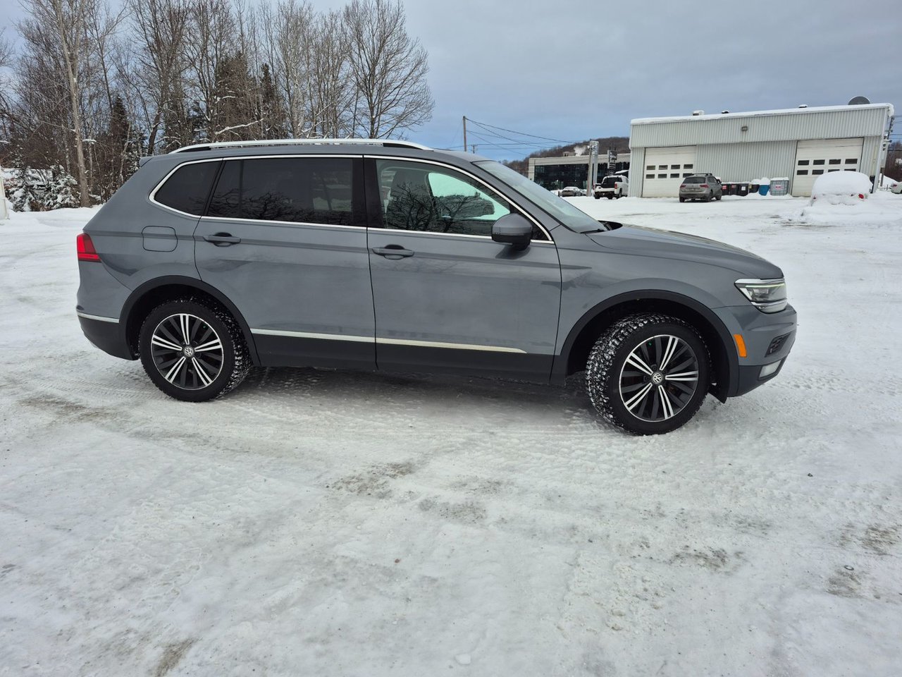 Volkswagen Tiguan Highline 2018 Bas kilométrage, finition Highline : l’excellence Volkswagen à portée de main.